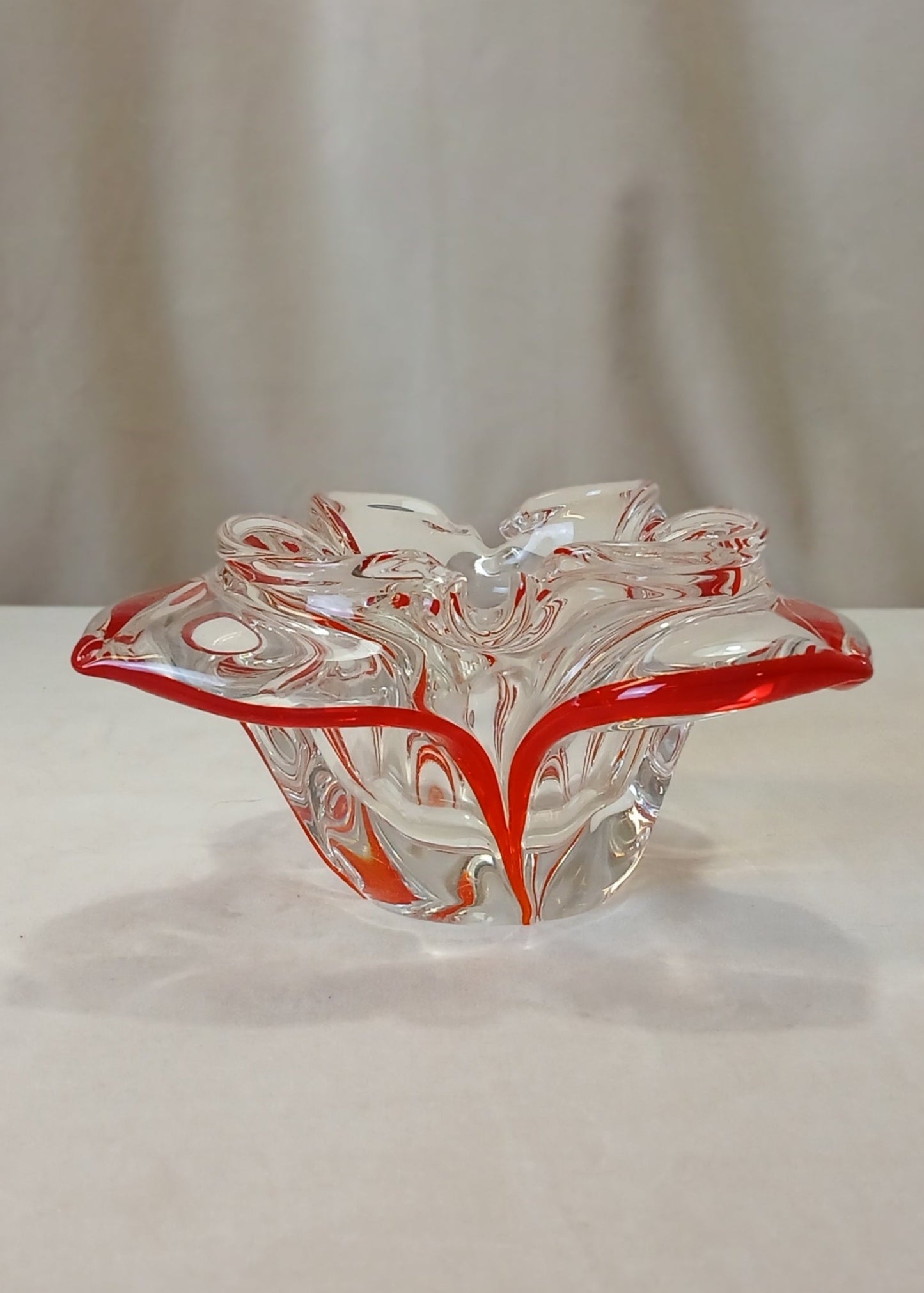 Rød glass Skål