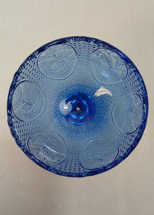 Blå skål på stett