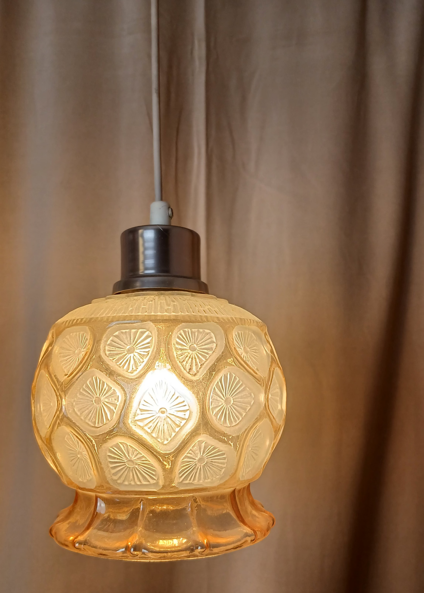Gul Glass kuppel lampe