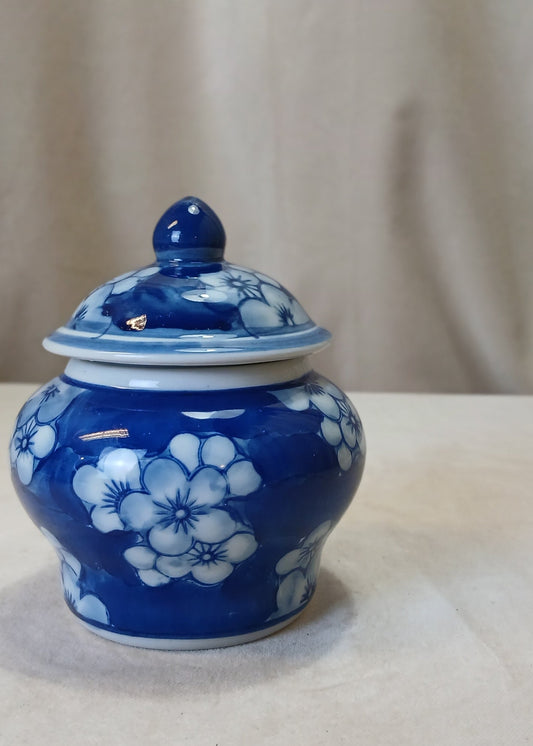 Liten_blaa_ingefaer_krukke_jar_details