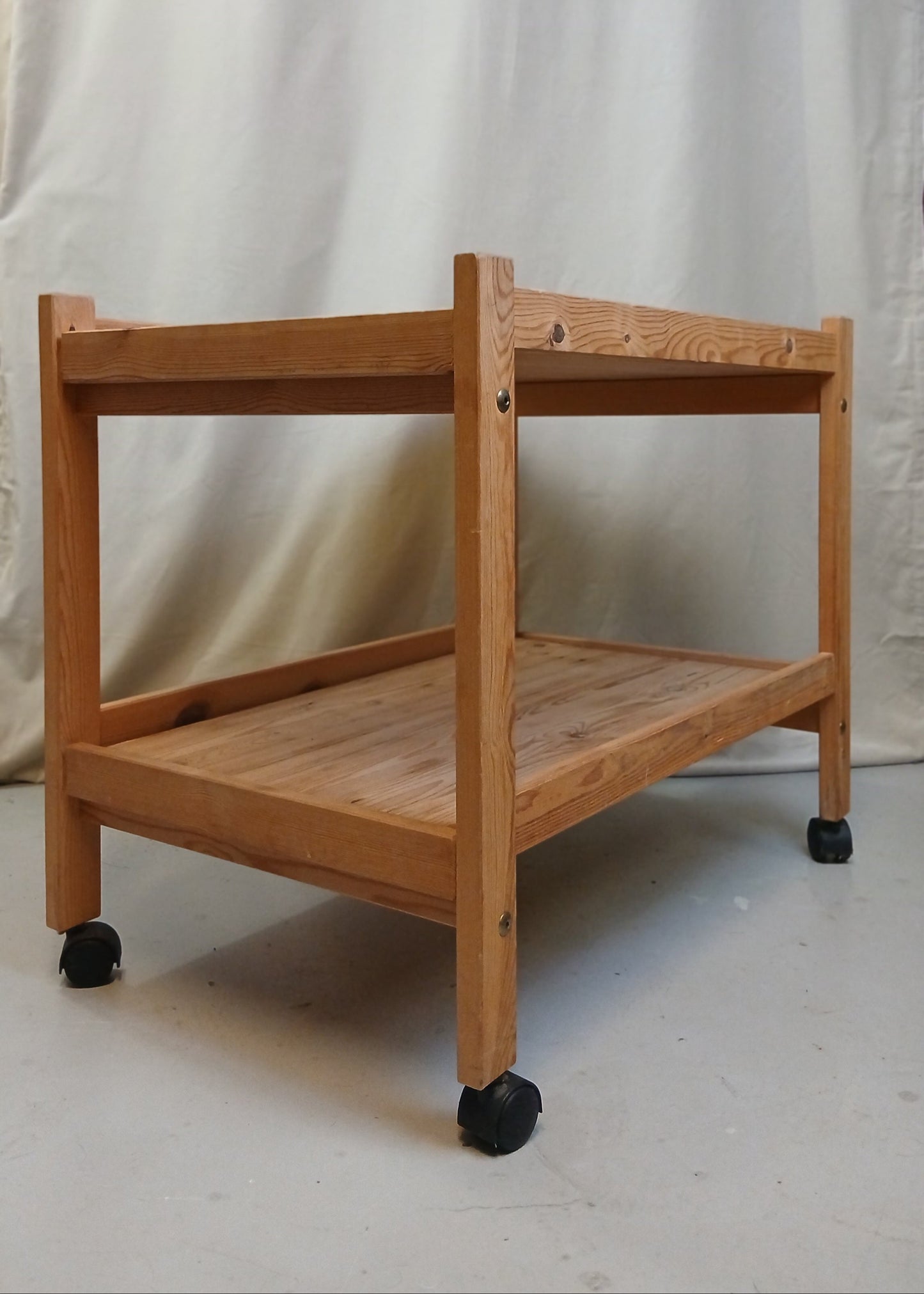Trillebord i Furu fra 80-90-tallet
