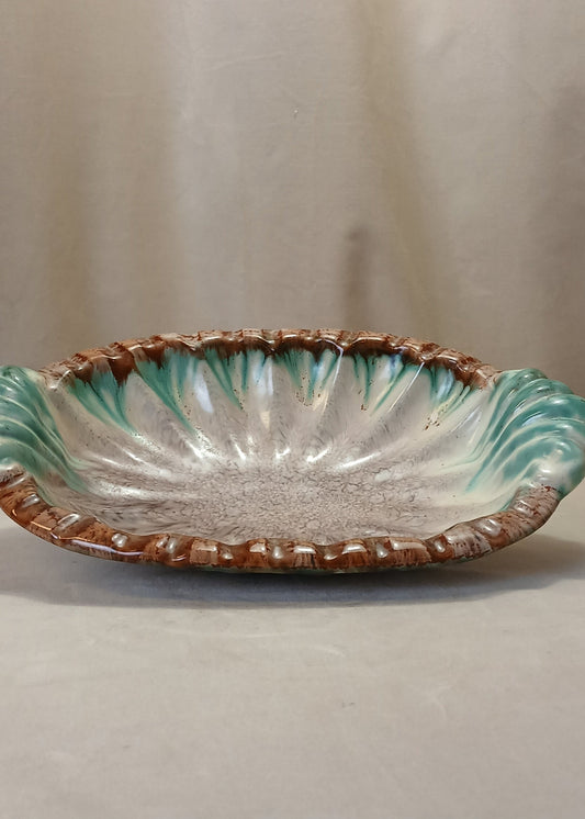 Turkis og lilla keramikk fat