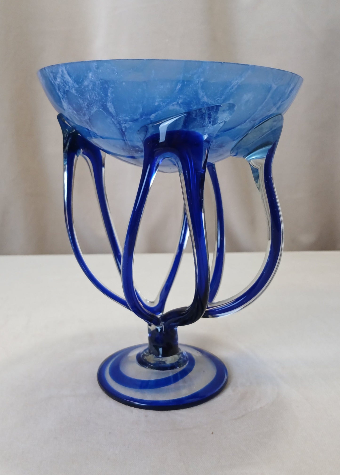 Blå kunstglass skål