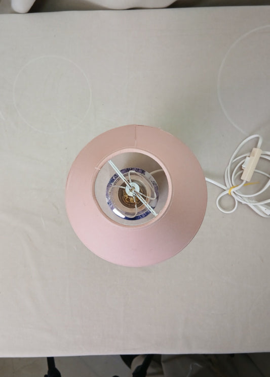 Liten lilla og rosa Lampe