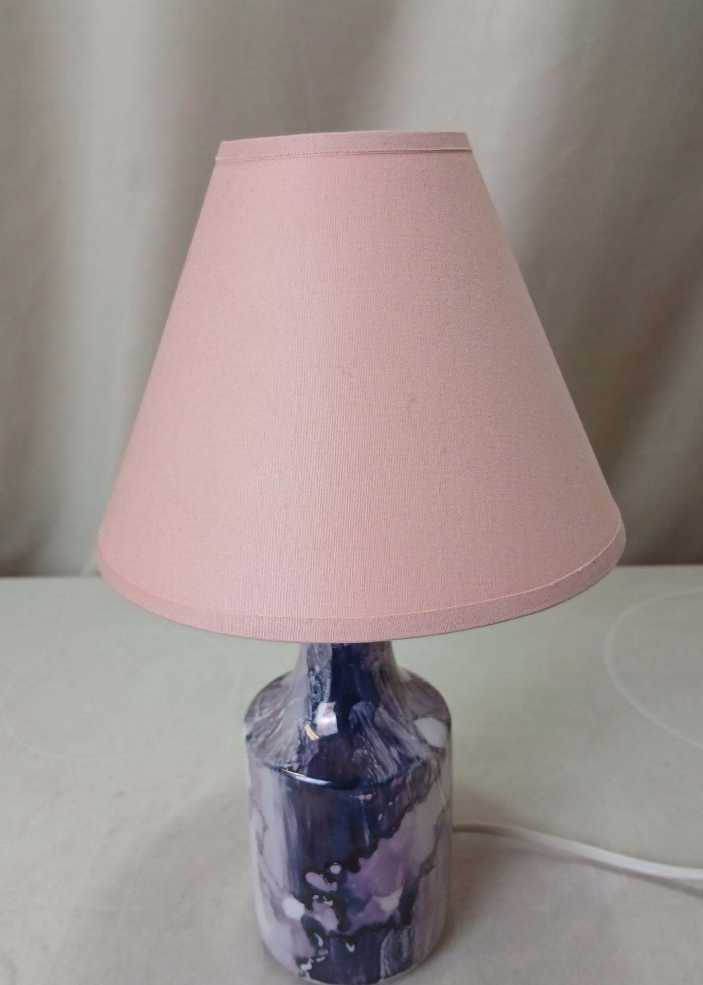 Liten lilla og rosa Lampe