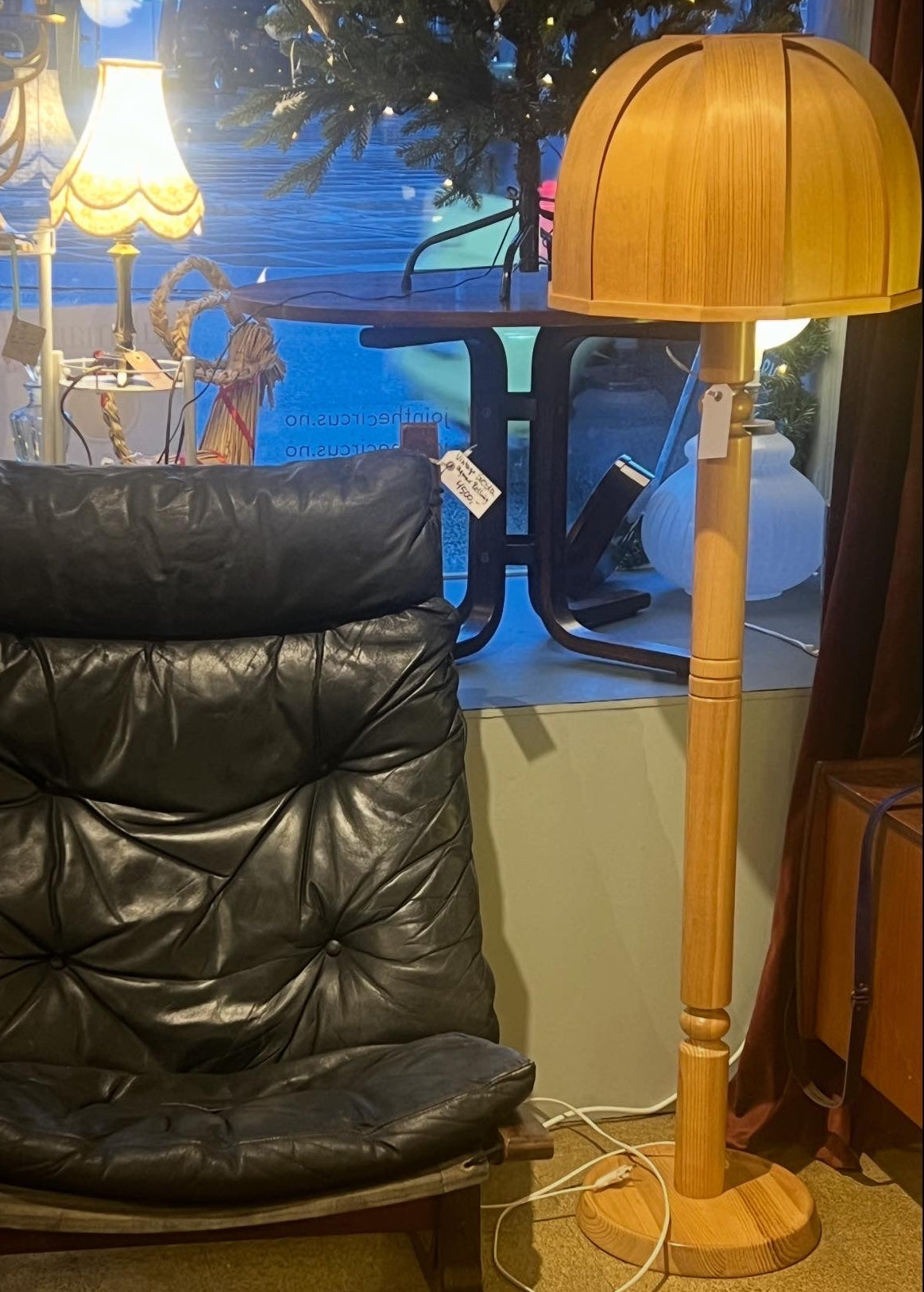 Furu stålampe , svensk design