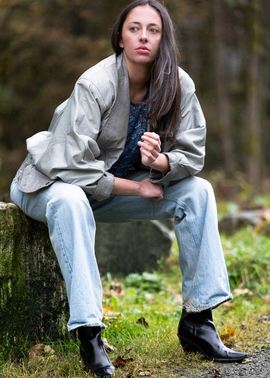 Grå skinnjakke fra 80-tallet