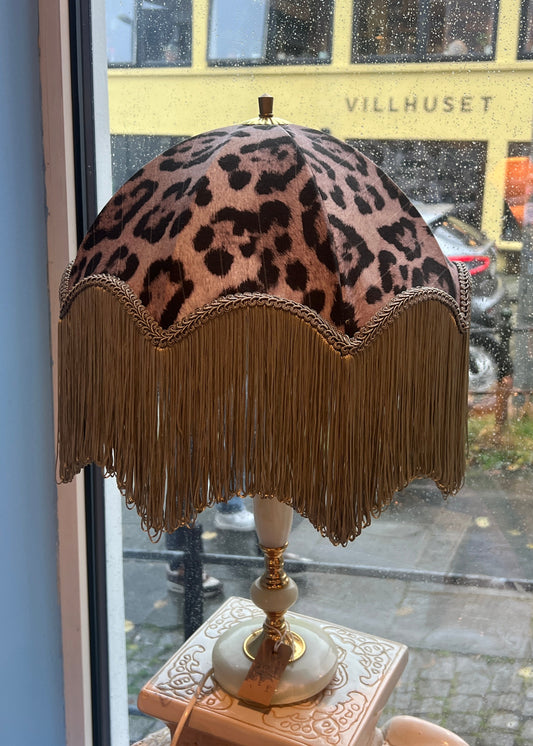Leopard lampe med fot