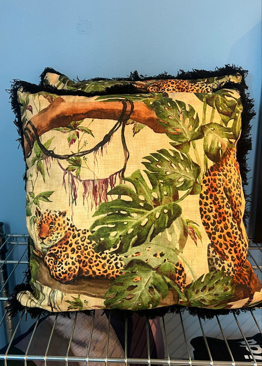 Jungel pute 40x40