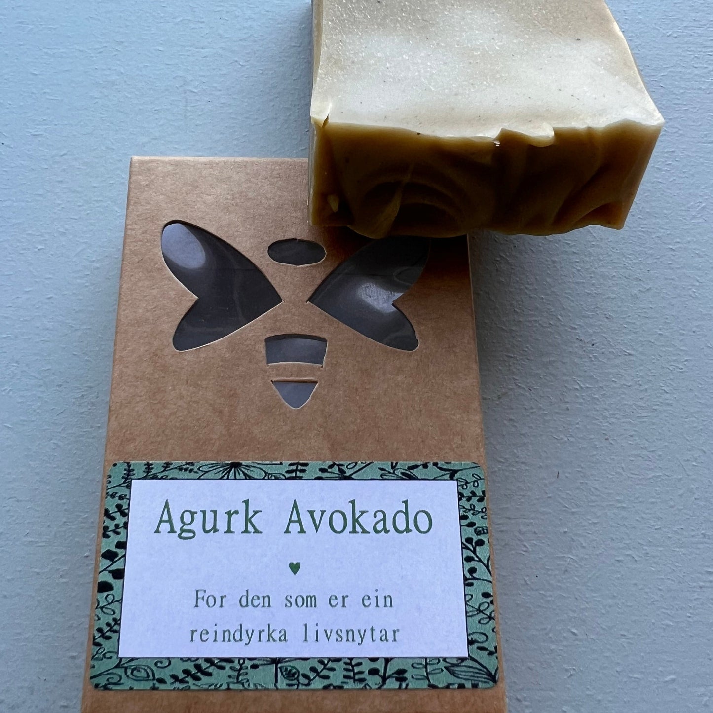 Agurk Avokado, Blomsten og Bia Såpekokeri