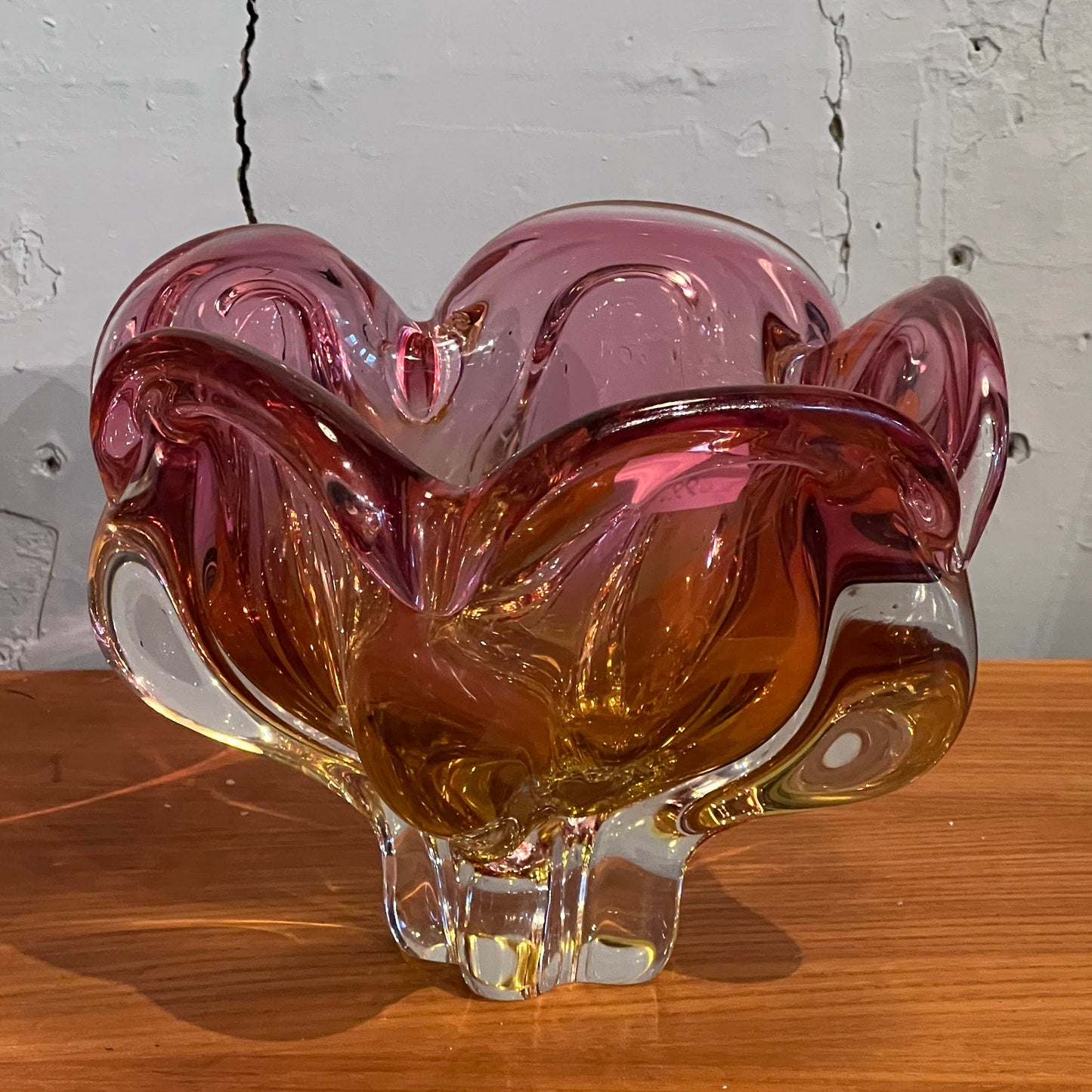 Rosa glass skål
