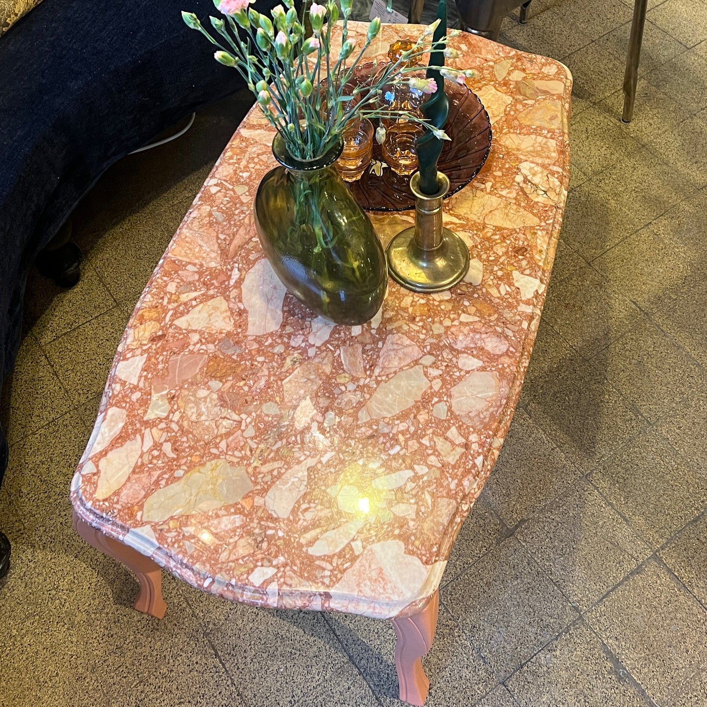 Rosa steinbord