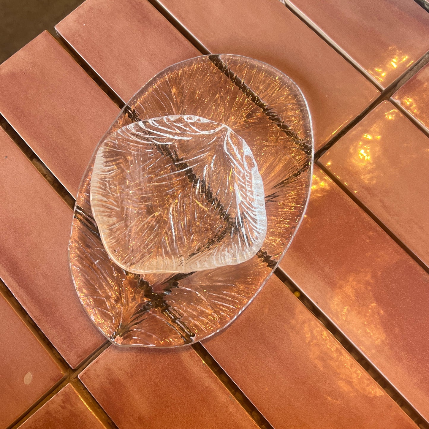 Brødfat i glass fra Hadeland