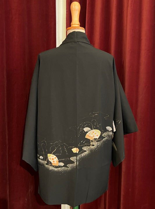 Kort svart Kimono