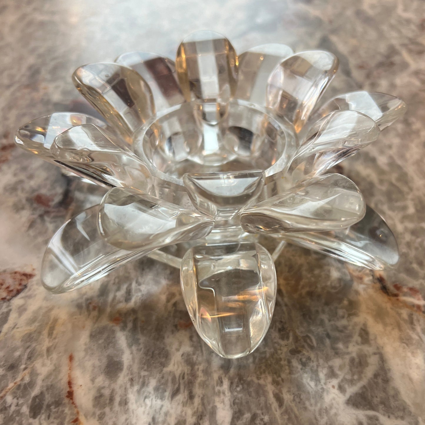 Te lysestake i glass/krystall