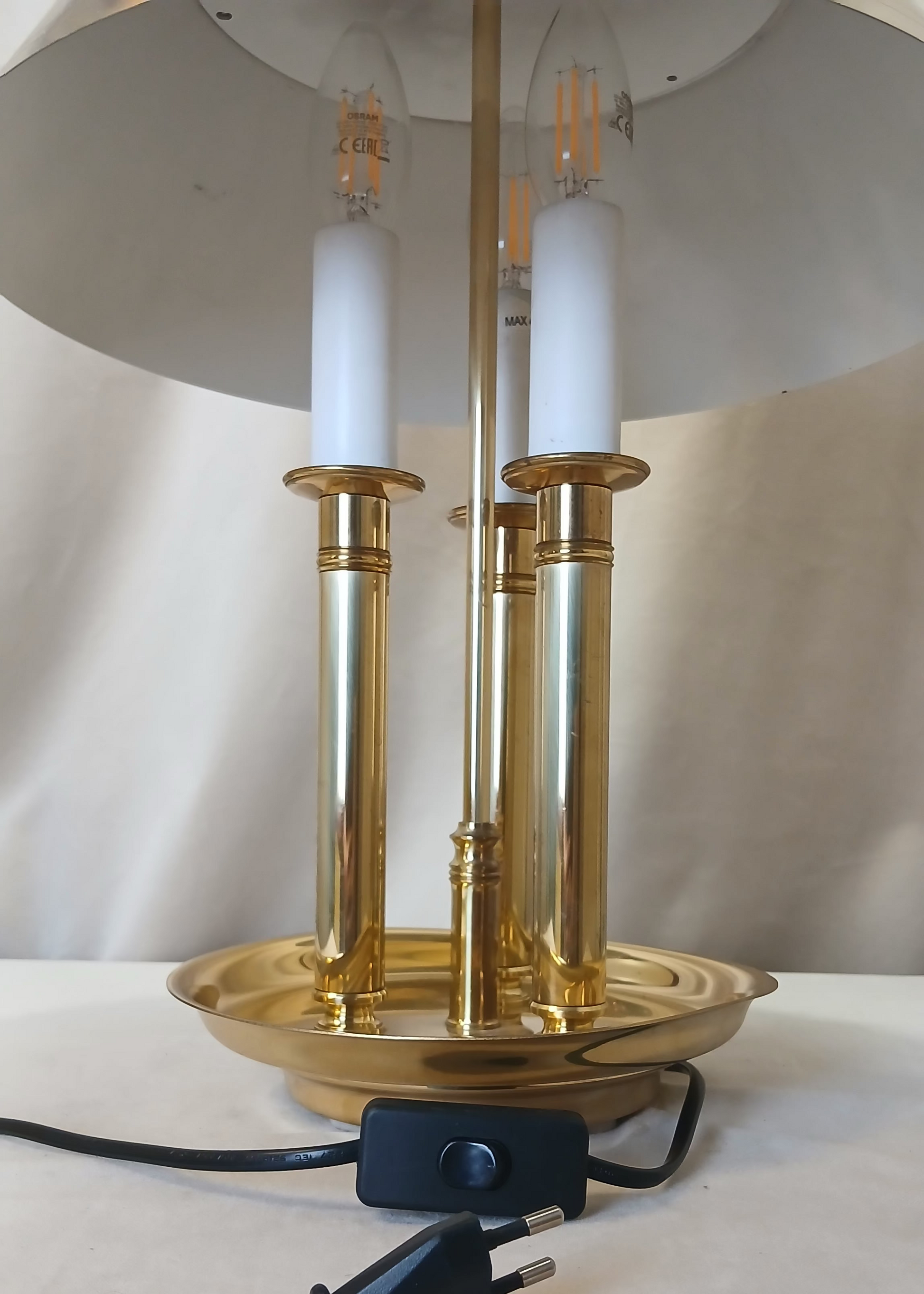 Messing lampe med tre lyspunkt