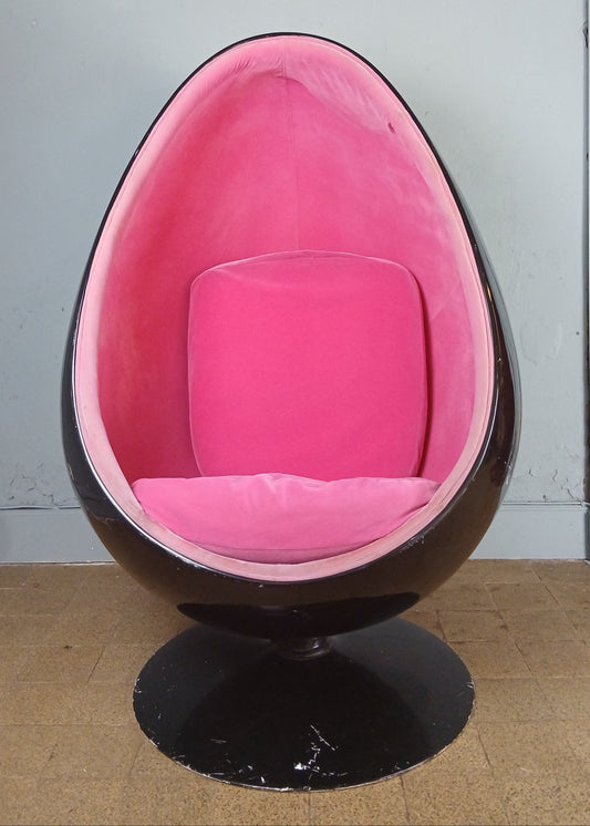 Svart og rosa Eggestol, ukjent alder og opphav, atomic stil