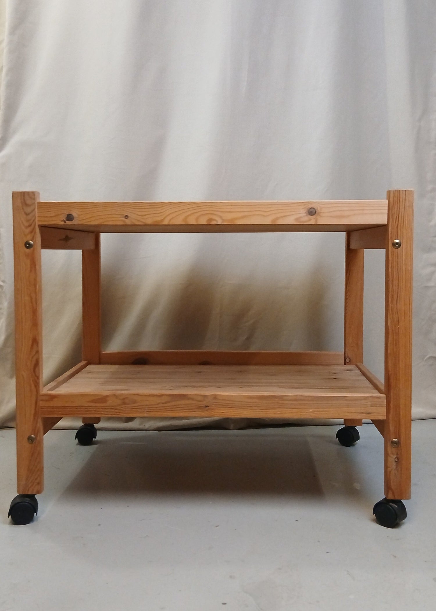 Trillebord i Furu fra 80-90-tallet